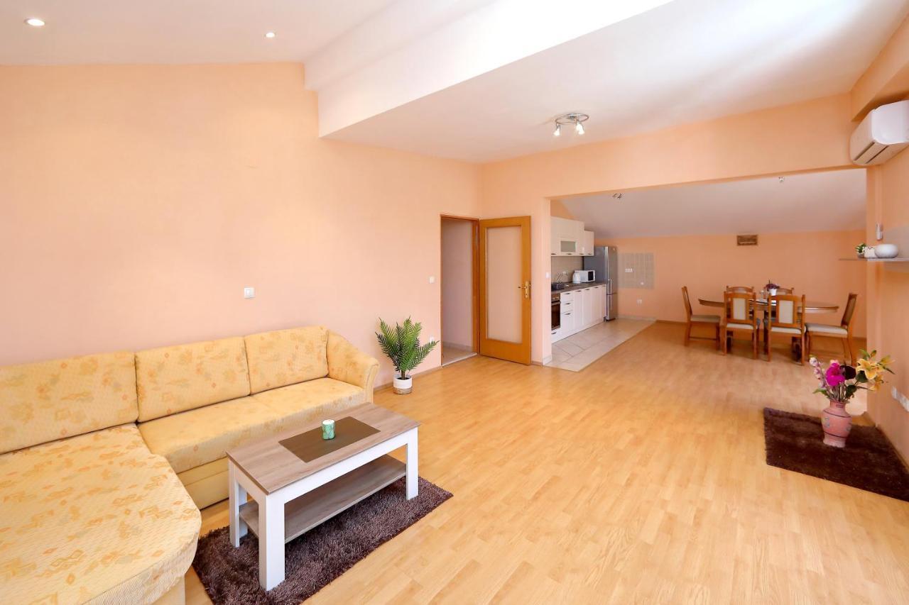 Apartmani Jagoda Bibinje Ngoại thất bức ảnh